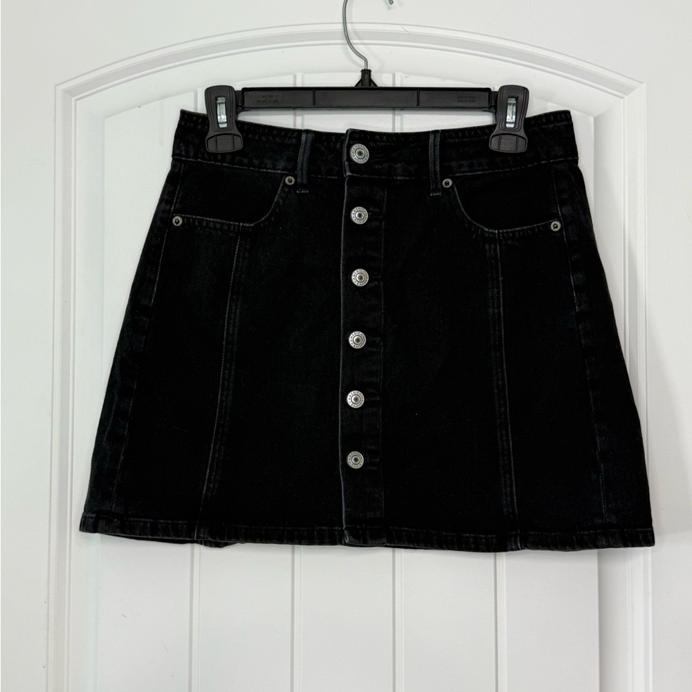 American Eagle AE Black Button-Front Denim Skirt whimsigoth dark academia 90s